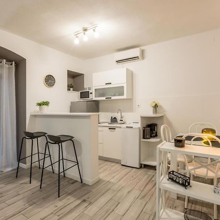 Apartments And Rooms Villa Lina Σπλιτ Εξωτερικό φωτογραφία