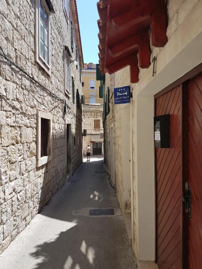 Apartments And Rooms Villa Lina Σπλιτ Εξωτερικό φωτογραφία