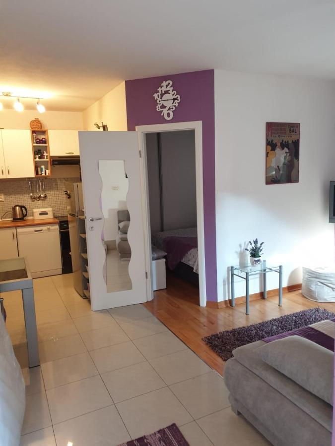 Apartments And Rooms Villa Lina Σπλιτ Εξωτερικό φωτογραφία