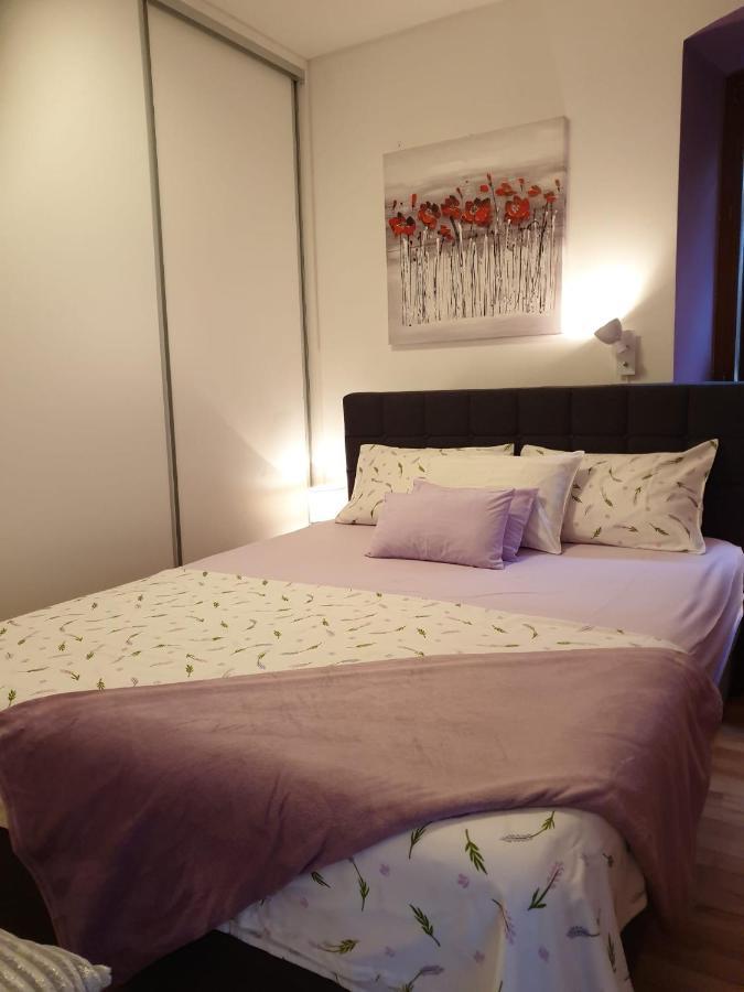 Apartments And Rooms Villa Lina Σπλιτ Εξωτερικό φωτογραφία