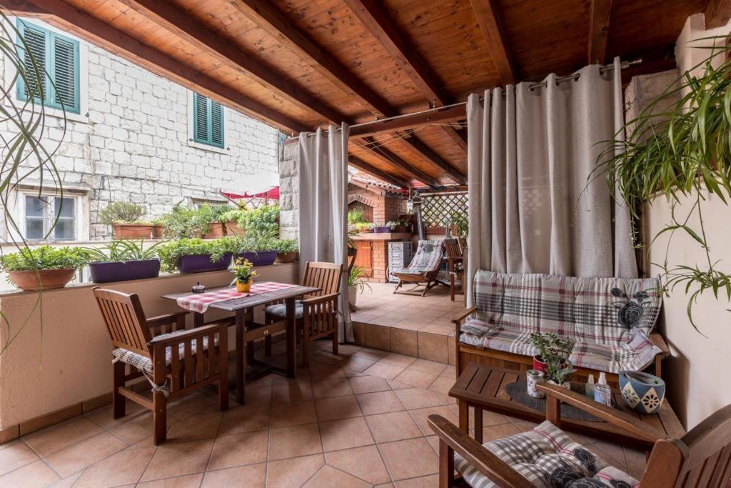 Apartments And Rooms Villa Lina Σπλιτ Δωμάτιο φωτογραφία