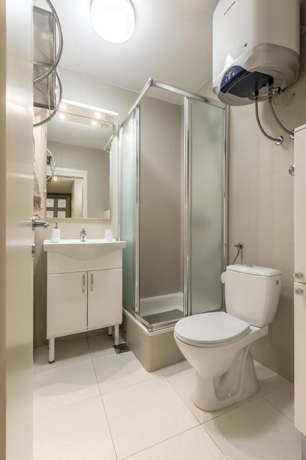 Apartments And Rooms Villa Lina Σπλιτ Εξωτερικό φωτογραφία