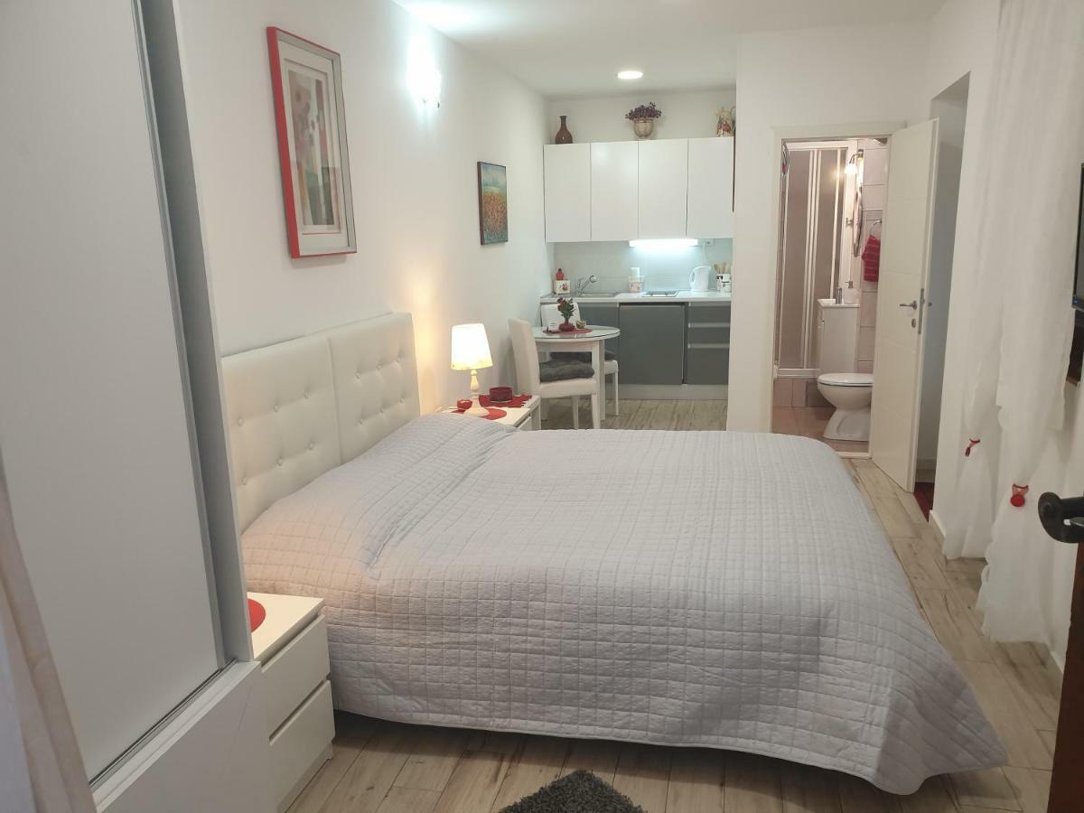 Apartments And Rooms Villa Lina Σπλιτ Εξωτερικό φωτογραφία