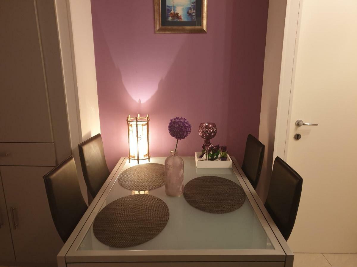 Apartments And Rooms Villa Lina Σπλιτ Εξωτερικό φωτογραφία